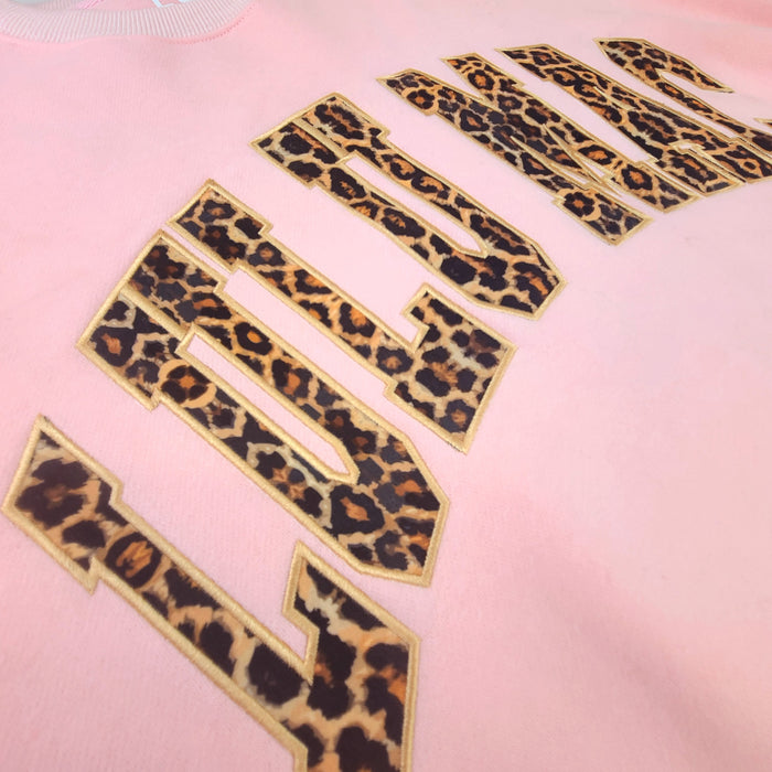 Lulu Mac Leopard Embroidered Crew in Light Pink